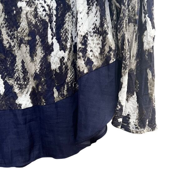 Simply Vera Vera Wang Long Sleeve Lightweight Top - Picture 3 of 7